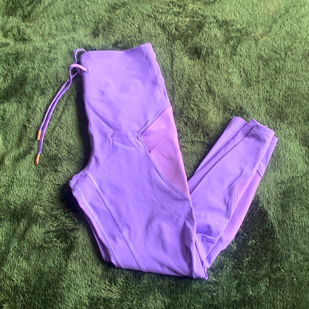 Lululemon Super-High-Rise Cargo Tight